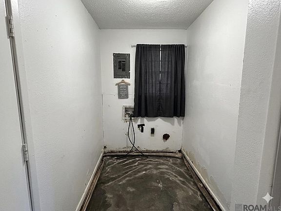 3rd image of 9162 Delta Place Rd