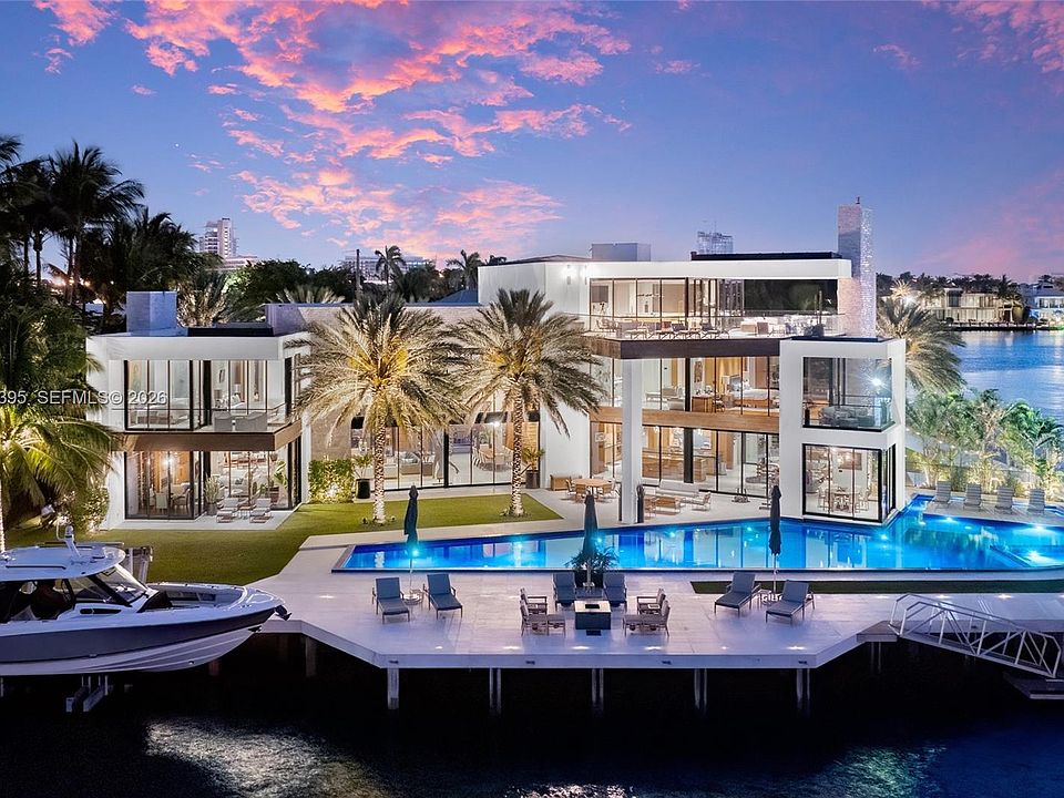 1st image of 84 Isla Bahia Dr