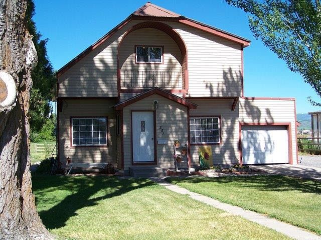 1st image of 351 N 6th St