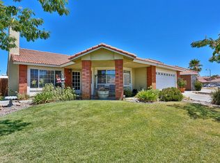 12550 Blazing Star Ln, Victorville, CA 92392