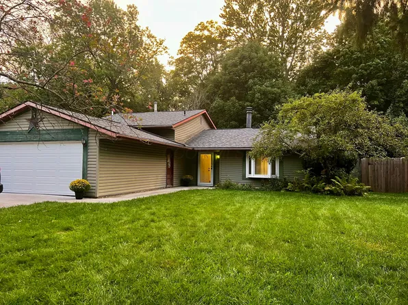1201 Addison Dr, Reynoldsburg, OH 43068