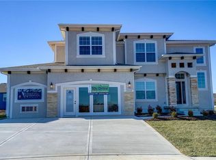 12060 S Quail Ridge Dr, Olathe, KS 66061