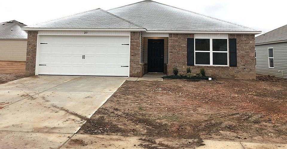 1st image of 203 E Kara Ln