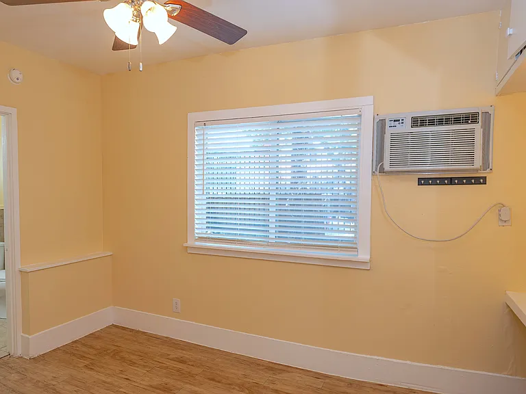 Rio Grande Apartments — Photo 8