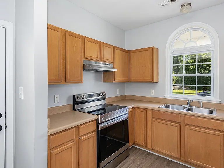 108 Caribbean Ct — Photo 4