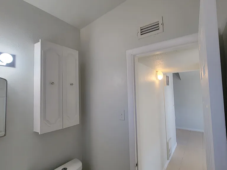 2361 Dallas St — Photo 5