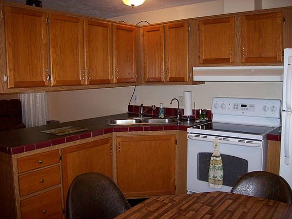 2nd image of 7511 Bunker Dr