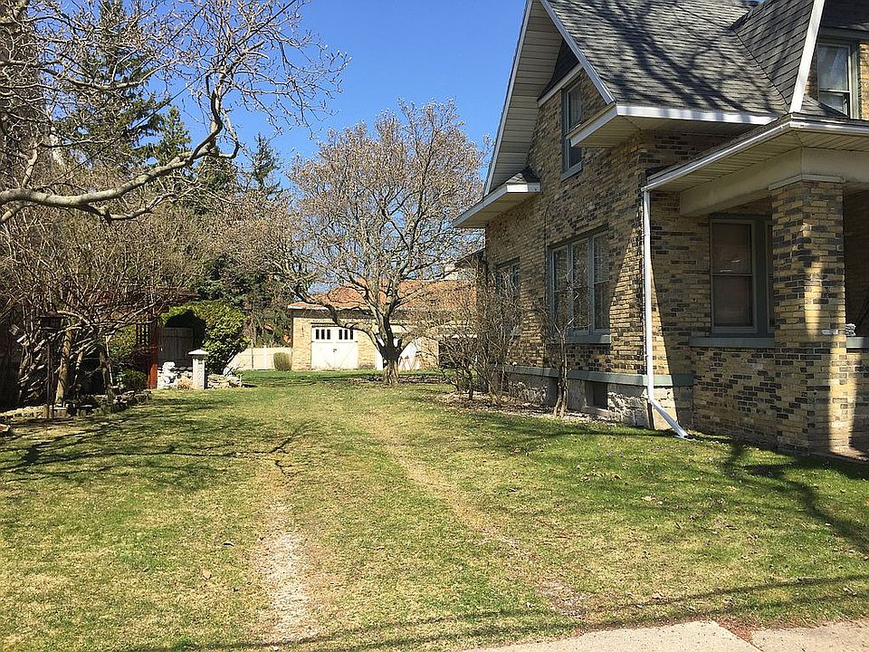 2nd image of 414 5th St