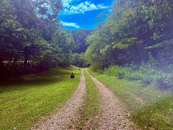 3rd image of 2073 Oven Creek Rd