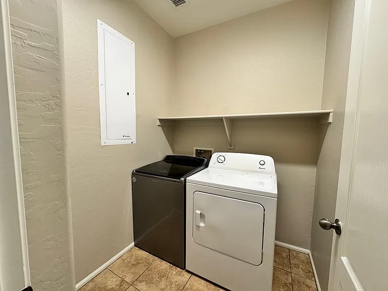 44879 W Desert Garden Rd — Photo 12