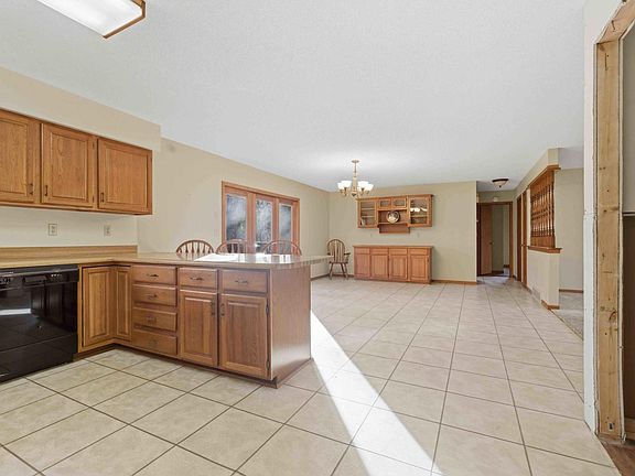2nd image of 4244 Crow Wing Cir SW