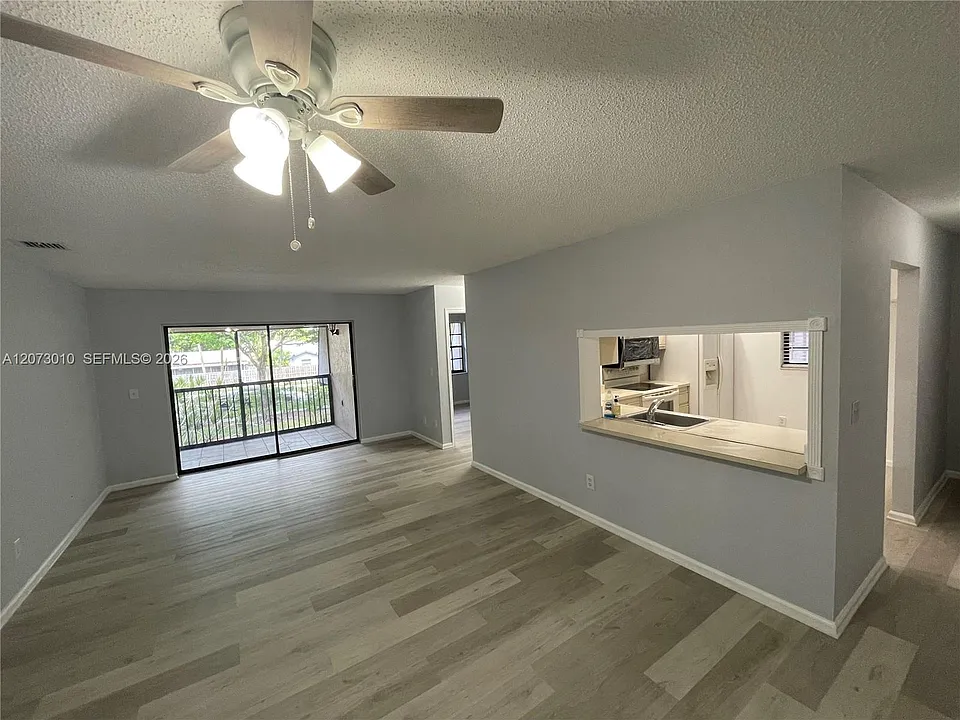 3529 NW 94th Ave #5B