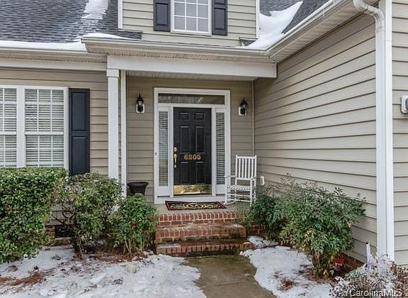 2nd image of 6205 Tuskan Dr