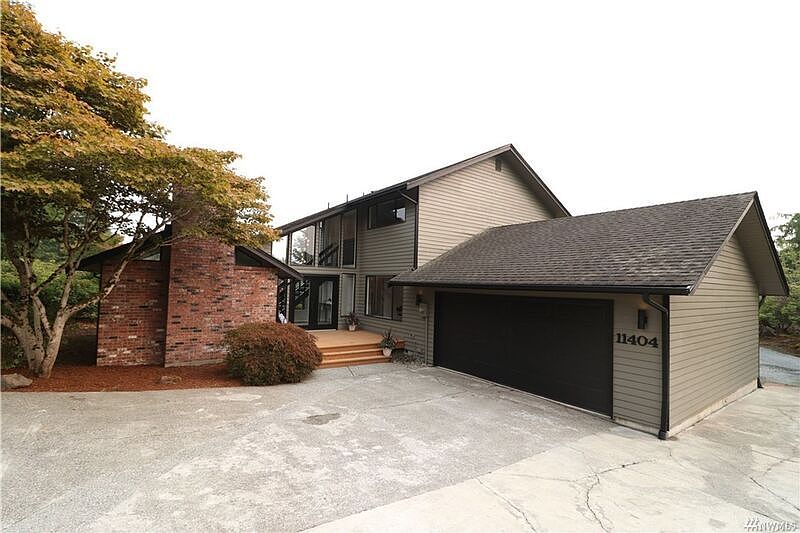 1st image of 11401 17th Pl NE
