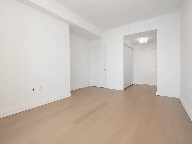 70 Pine St #3503 — Photo 6