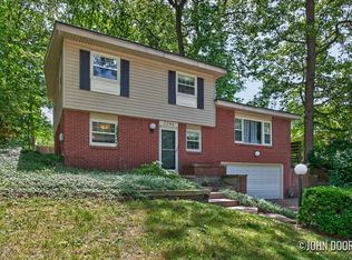 2246 Holliday Dr SW, Wyoming, MI 49519