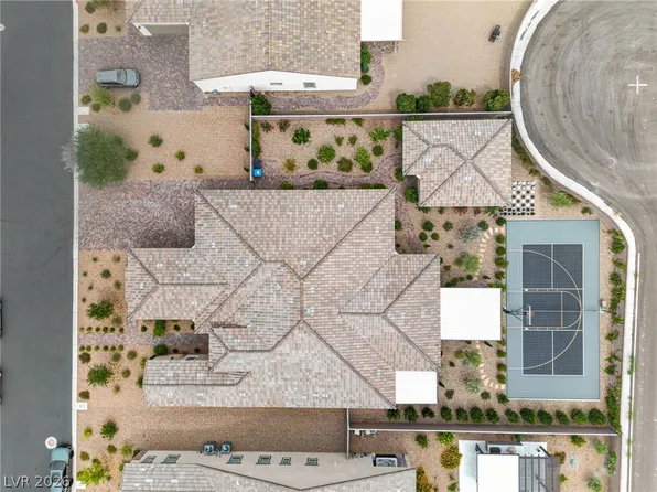 8535 Longmire Ave, Las Vegas, NV 89143