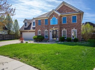 708 Clayvis Ct, Lexington, KY 40515