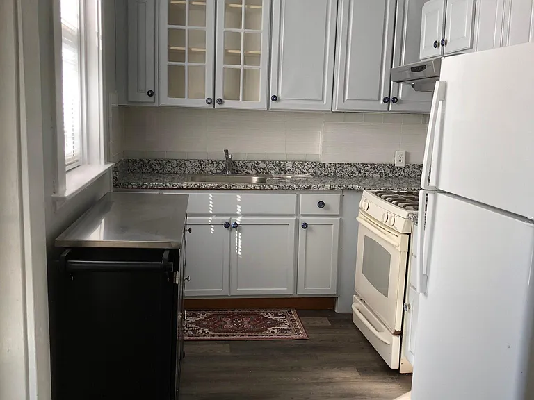 645 Riddle Rd #2 — Photo 9