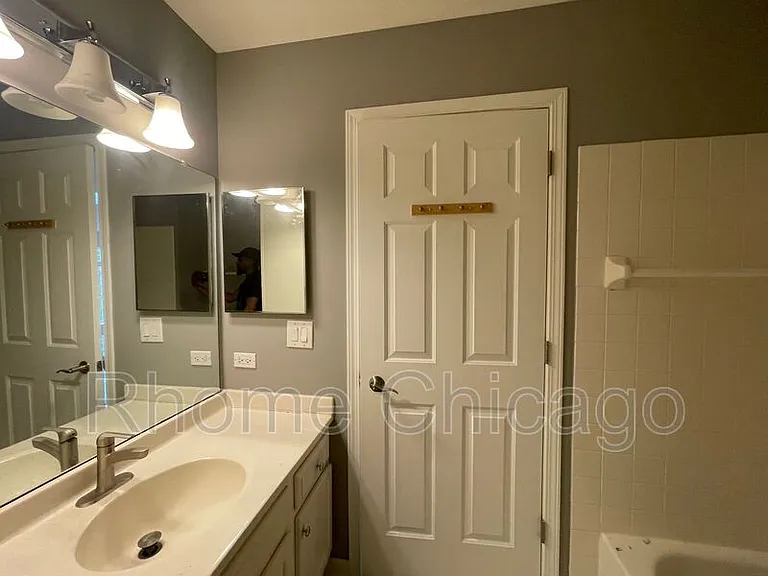 135 Hemstead St #135 — Photo 10
