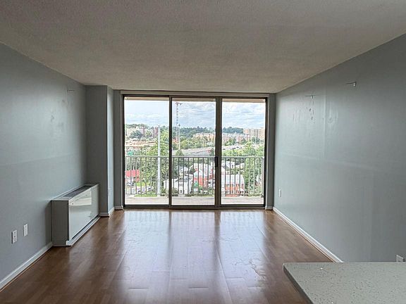 2nd image of 1225 Martha Custis Dr APT 815