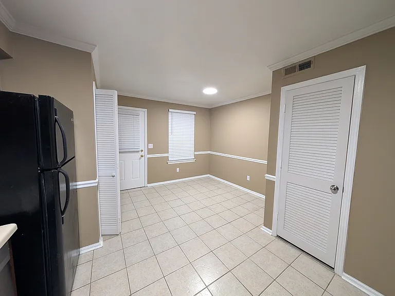 2448 Scott Valley Dr — Photo 15