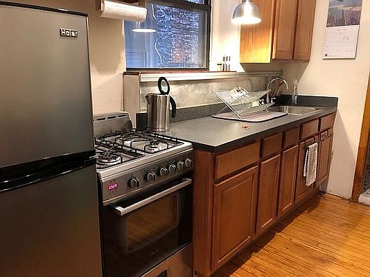 4th image of 223 Sullivan St APT 3B