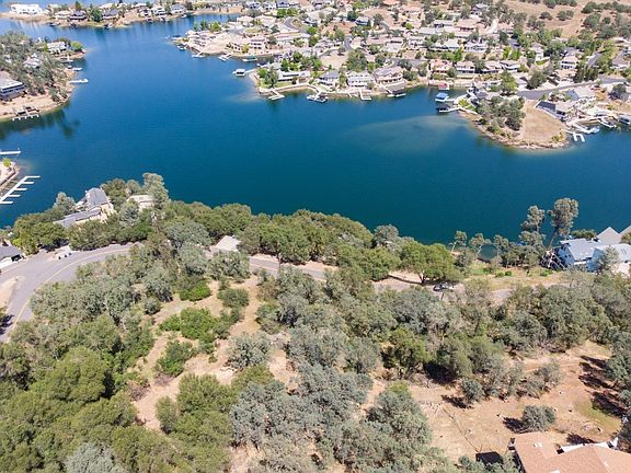 4th image of 4860 Lakeshore Dr