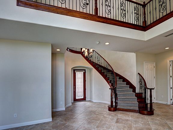 5th image of 7508 Gran Paradiso Dr