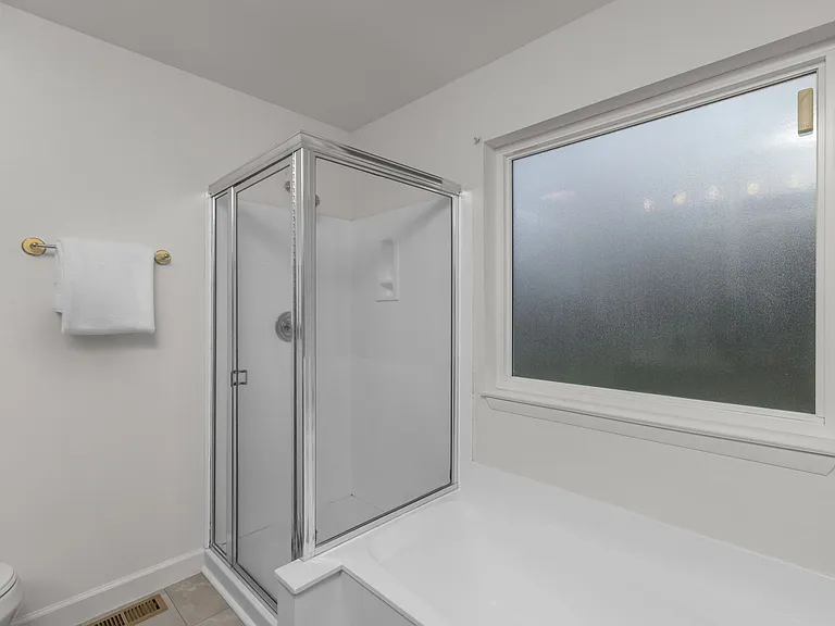 9 Tamerton Ct — Photo 18