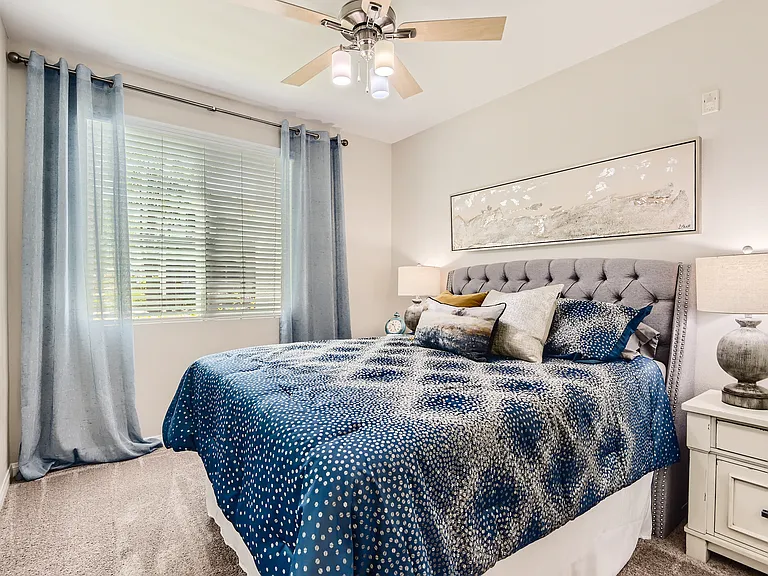 Santa Rosa Apartments — Photo 8