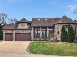 1724 SW 24th St, Blue Springs, MO 64015