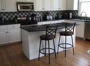 1788 Fargo Blvd, Geneva, IL 60134