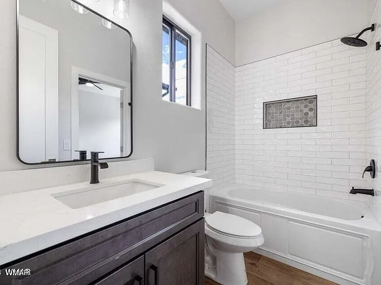 1400 W Navajo Ln #15 — Photo 27