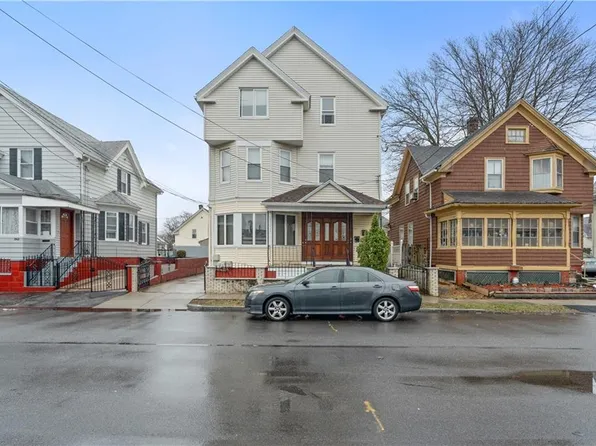 264 Ohio Ave, Providence, RI 02905