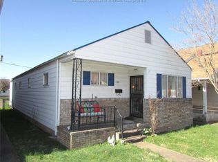 305 18th St, Dunbar, WV 25064