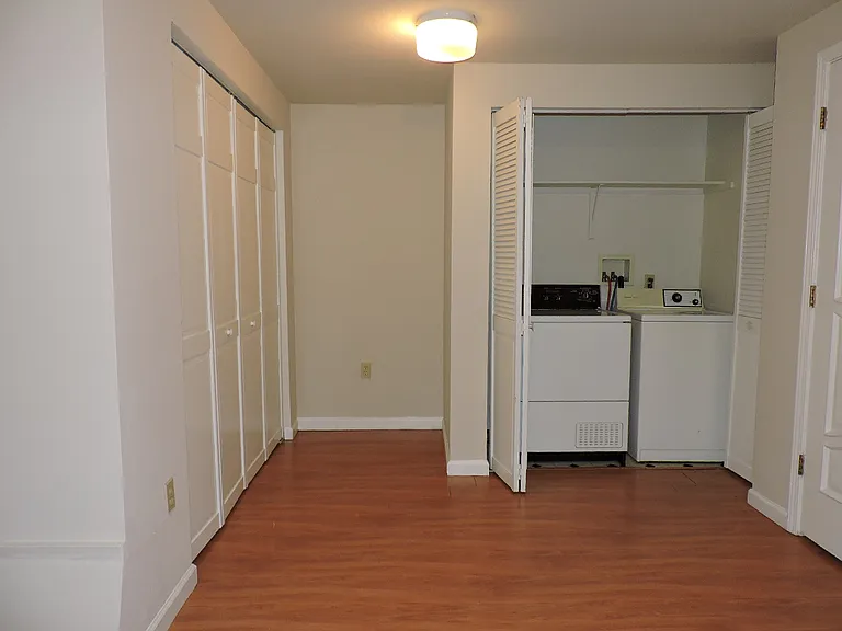 1221 F St #BASEMENT — Photo 10