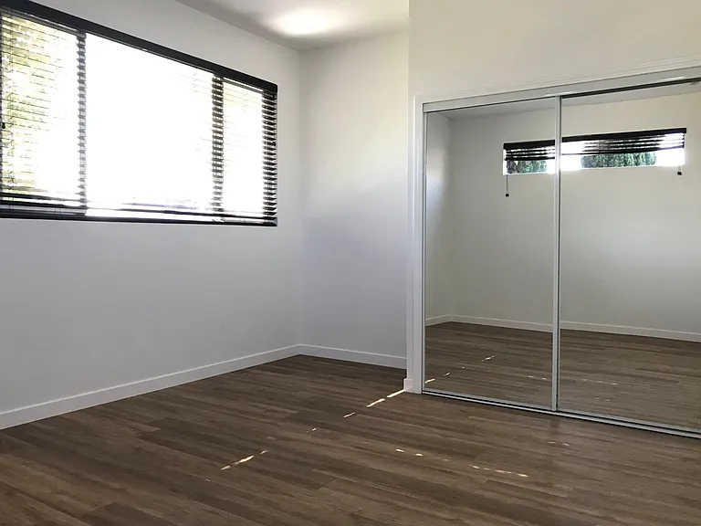8418 Loyola Blvd — Photo 23