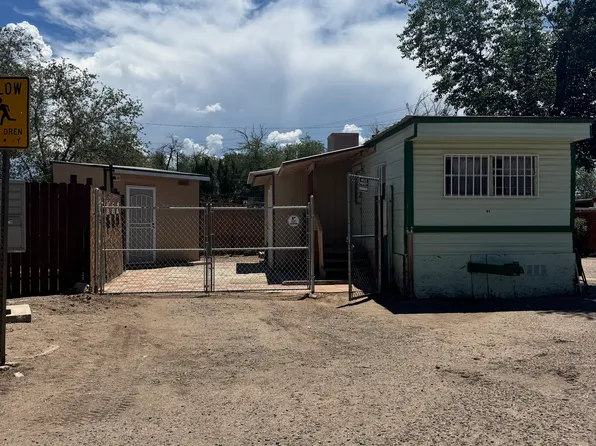 6710 Cochiti Rd SE Trailer 4, Albuquerque, NM 87108