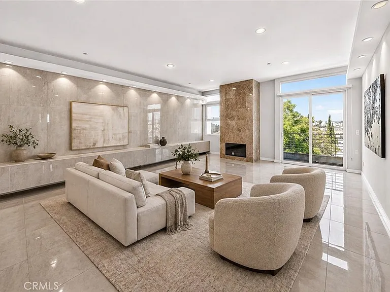 401 N Serrano #Penthouse 3 — Photo 6