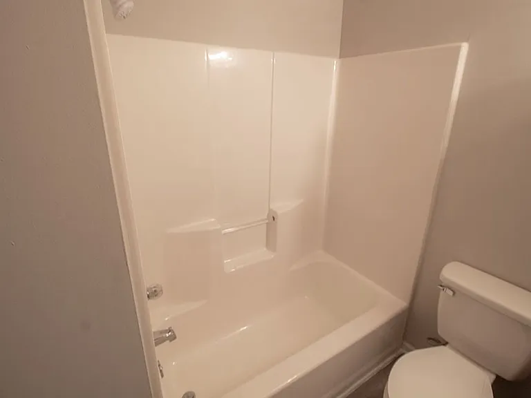 1306 Godas Dr — Photo 23