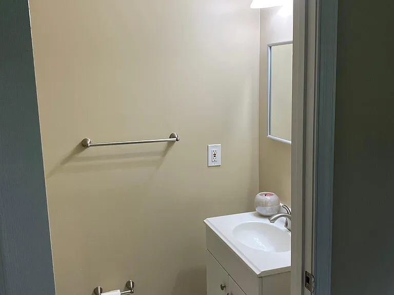 17 Hidden Cove Ct — Photo 24