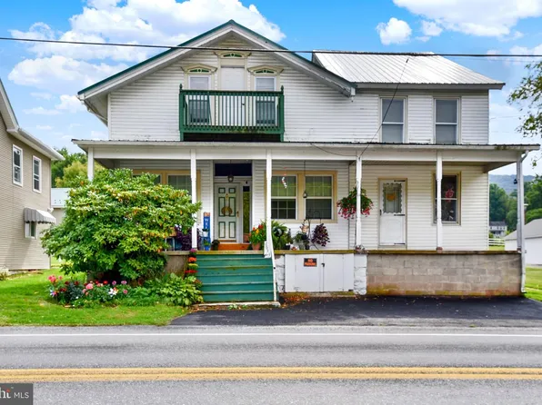 2633 W Main St, Spring Glen, PA 17978