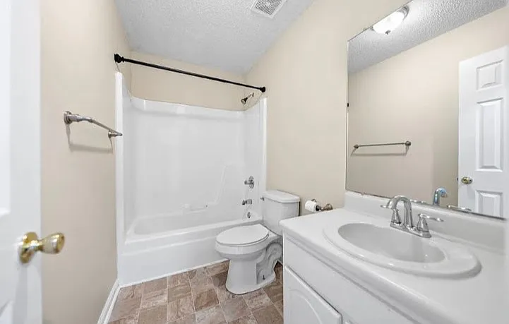 132 Grant Ave — Photo 6