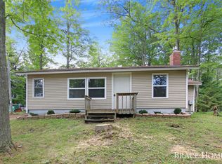 11229 Lake St, Chippewa Lake, MI 49320