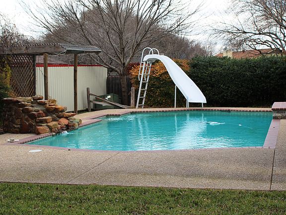 4th image of 2705 Fishpond Ln