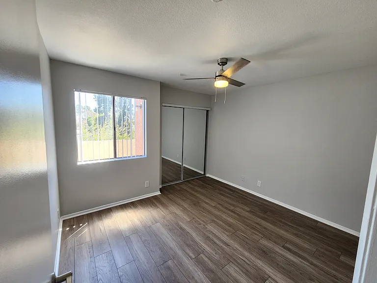 3405 Linden Ave — Photo 10