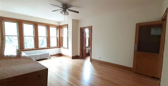 2nd image of 3454 W Barry Ave #2W