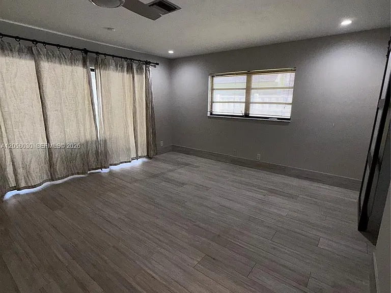1560 NW 12th Way — Photo 21