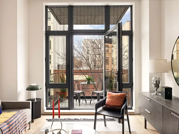 817 Classon Ave #3C, Brooklyn, NY 11238